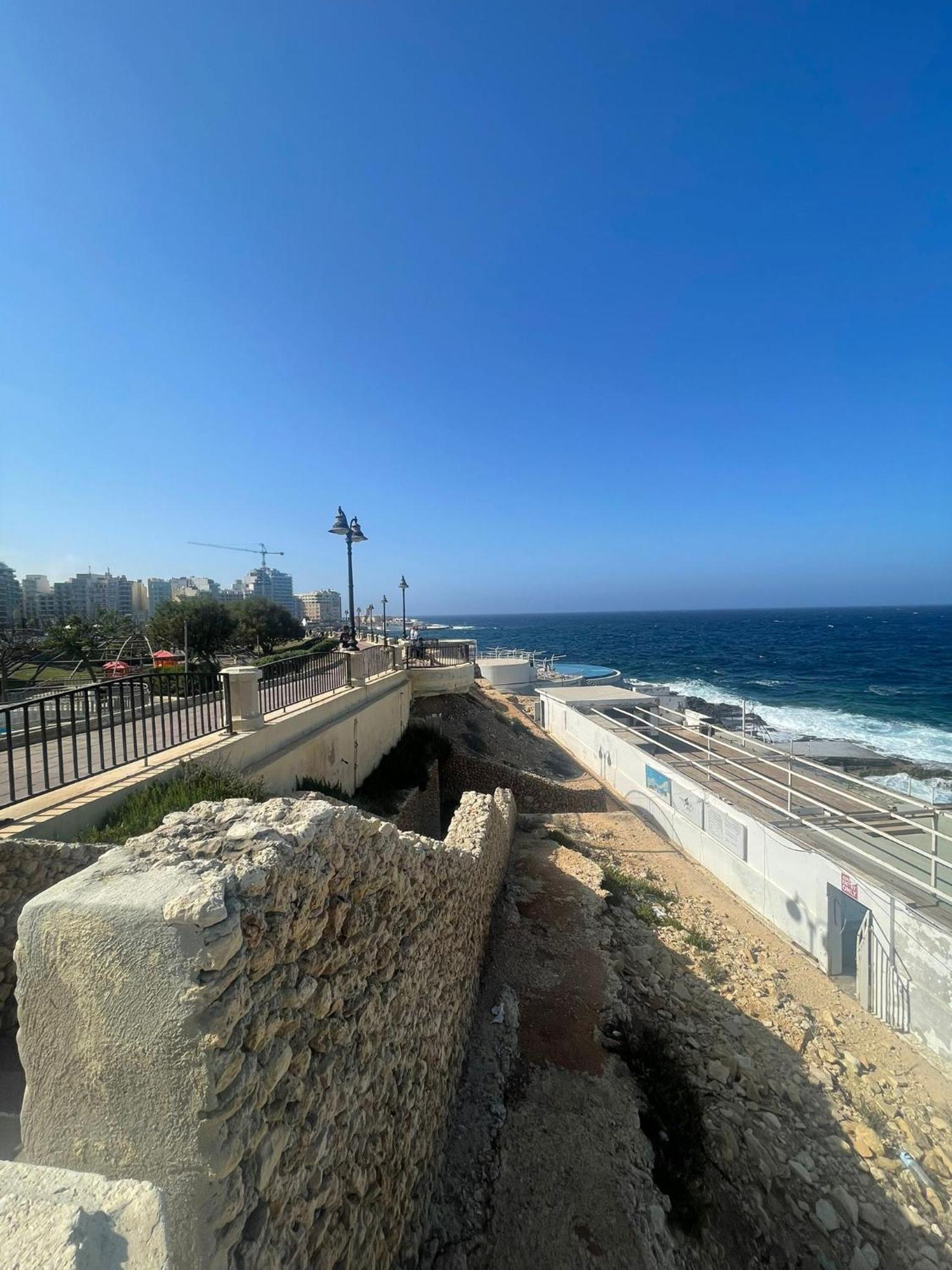 Aron Seaviews Apartment Сліма Екстер'єр фото